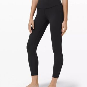 Lululemon Wunder  size 6 High-Rise Black Leggings